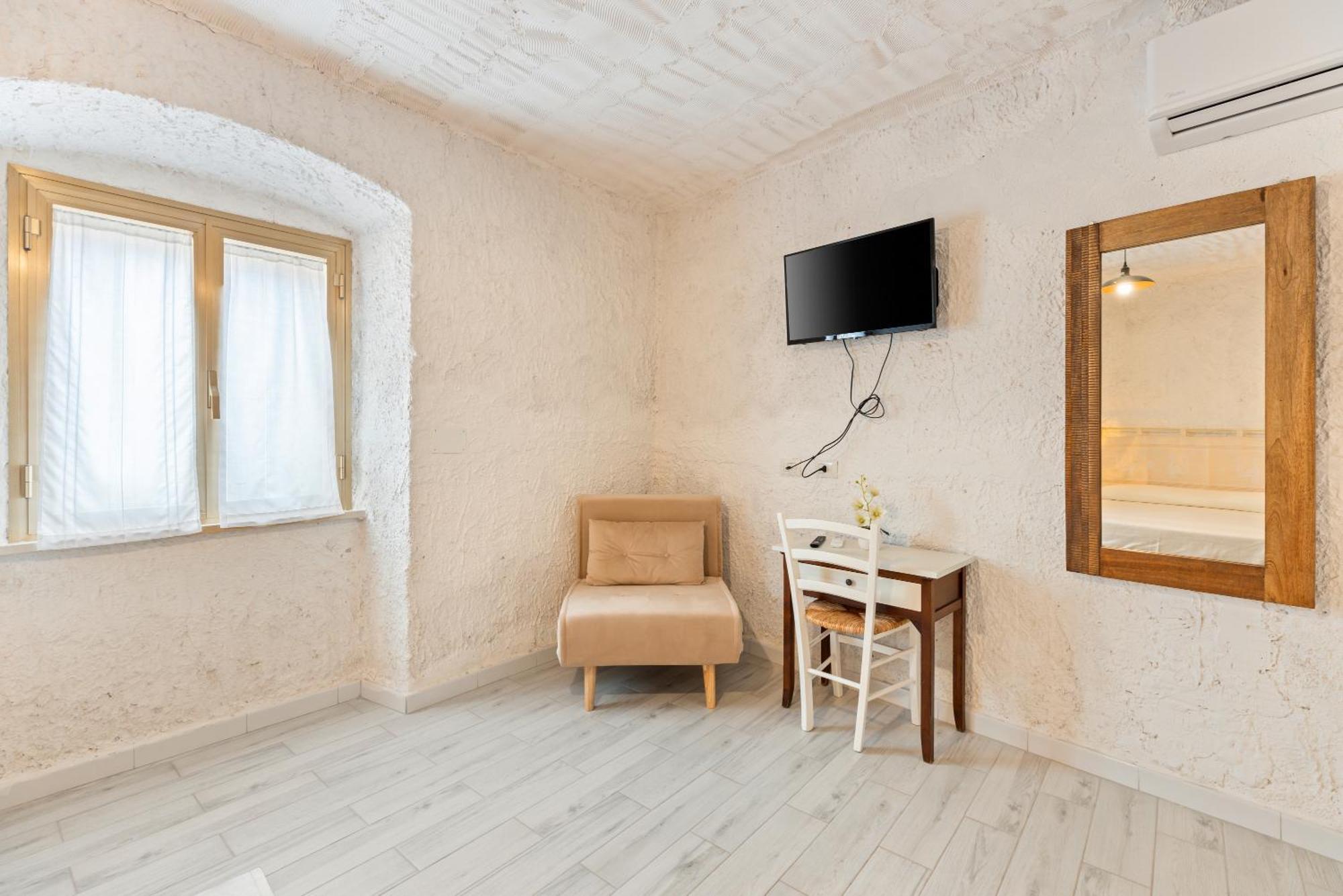 Casa Rocca Lägenhet Bosa Exteriör bild